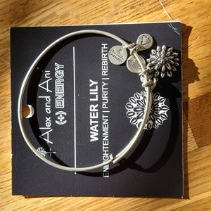 NWOT Alex and Ani Water Lily bracelet